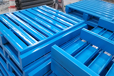 货架上的钢托盘满足货架仓储的需求